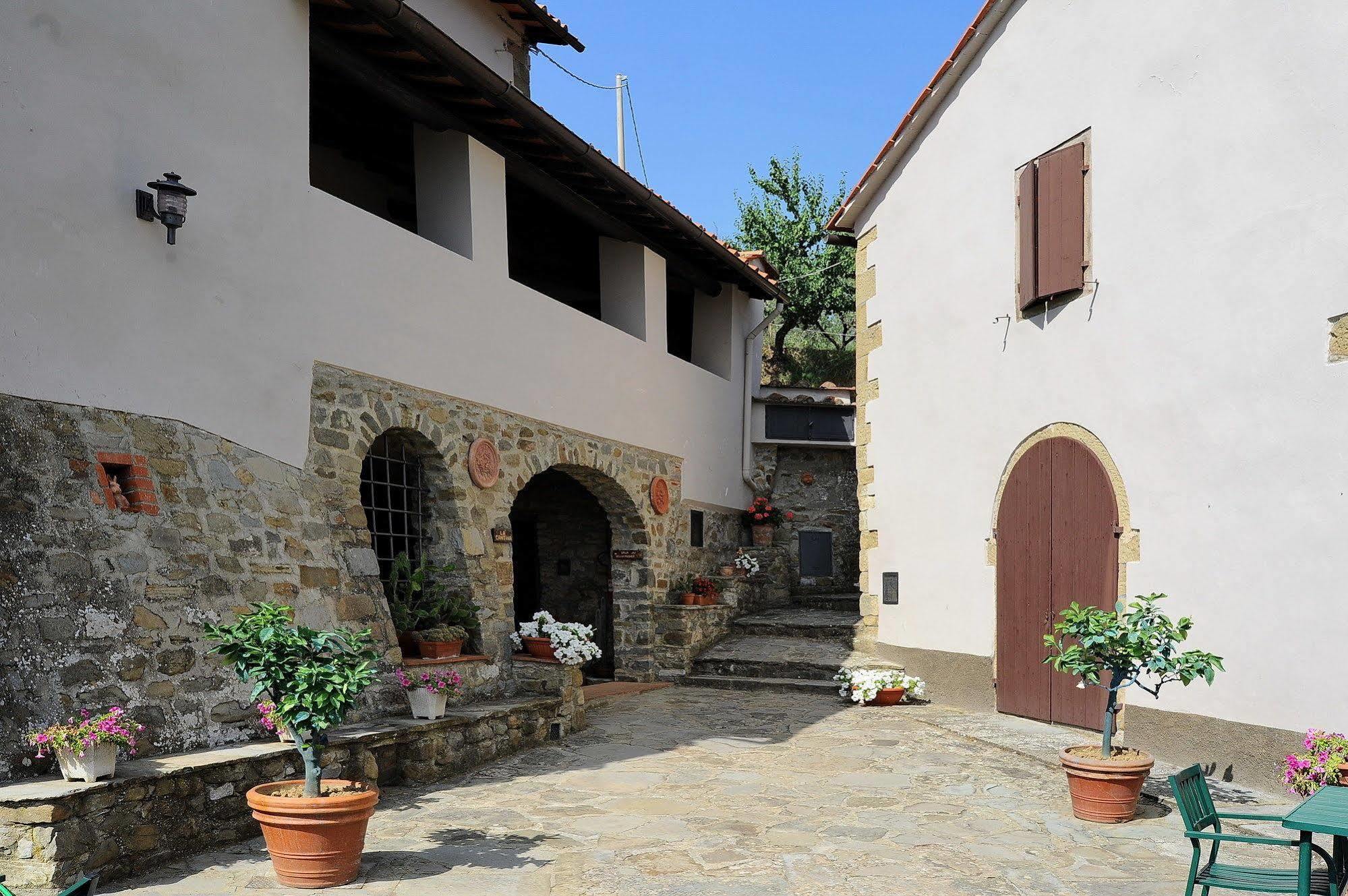 Agriturismo Borgo Mocale Castelfranco di Sopra المظهر الخارجي الصورة